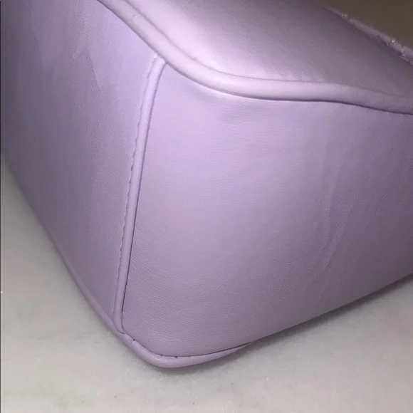 Lavender Quilted Women's Bag - Picture 4 of 11